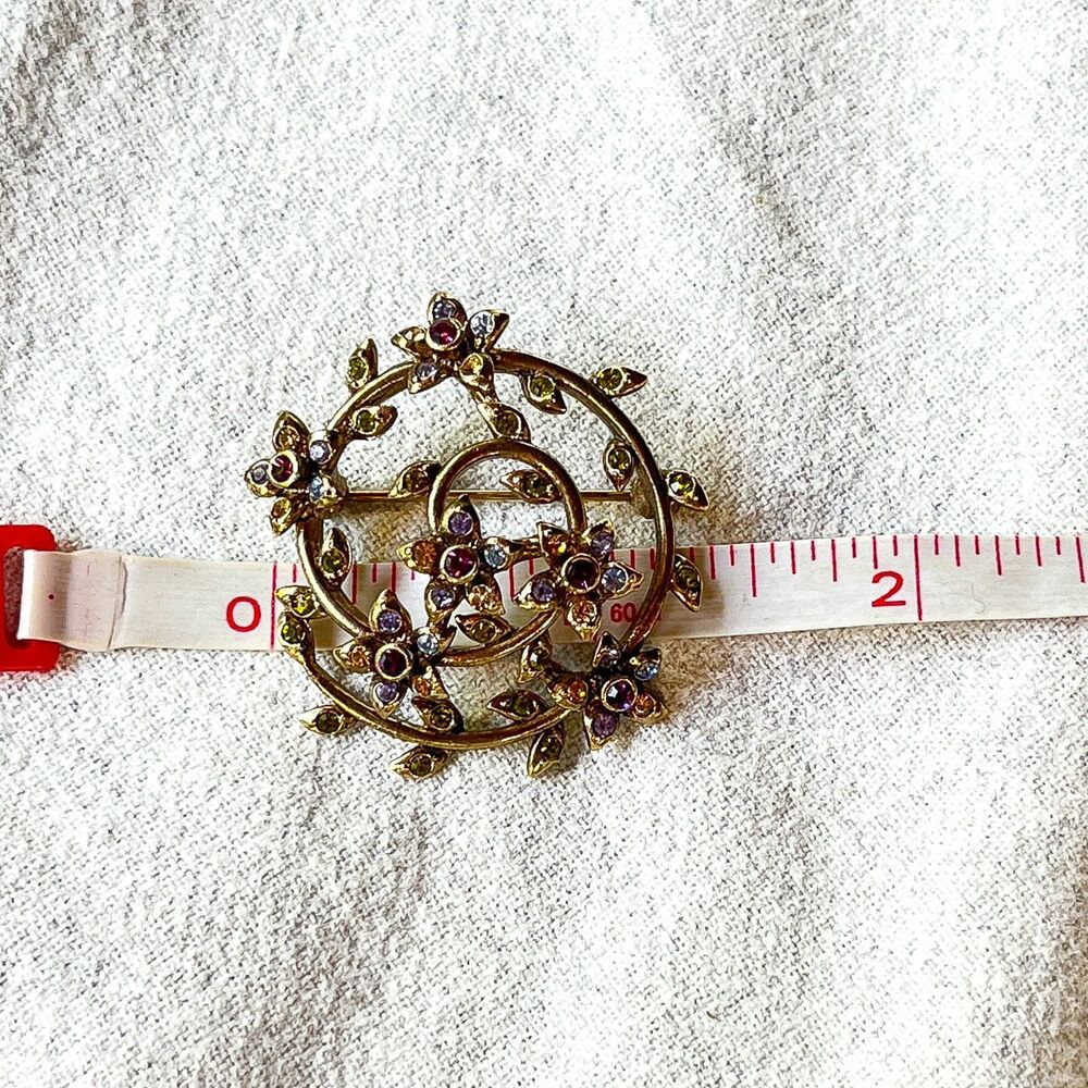 Vintage 1960s Monet Floral Wreath Brooch Gold Tone Purple Green Rhinestone Pin - Picture 7 of 7